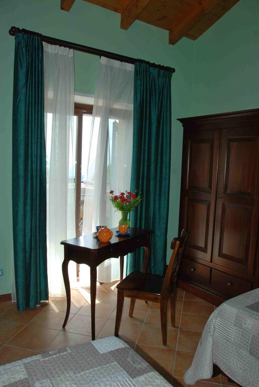 B&B La Casa Di Trizzi Como Oda fotoğraf
