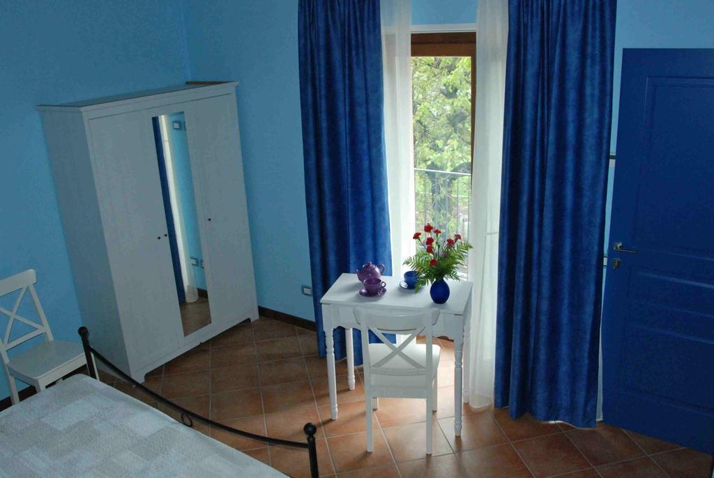 B&B La Casa Di Trizzi Como Oda fotoğraf